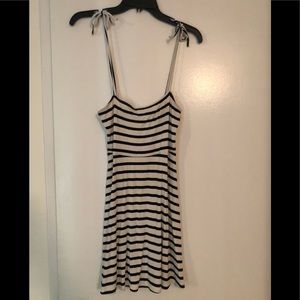 Tie shoulder strap dress